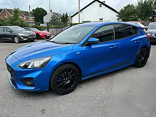 Used 2019 Ford Focus ST-Line Blue - Interior and Exterior details 3