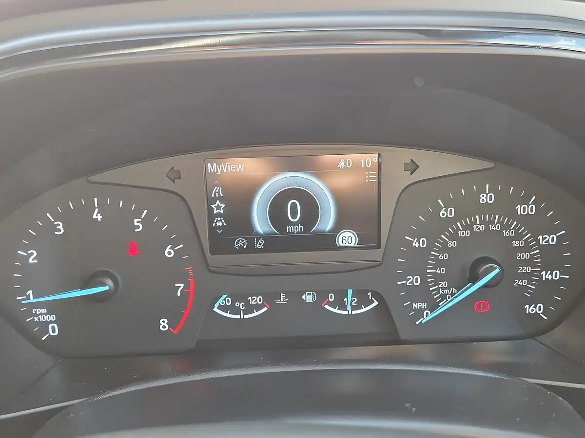 Used 2019 Ford Focus ST-Line Blue - Interior and Exterior details 8
