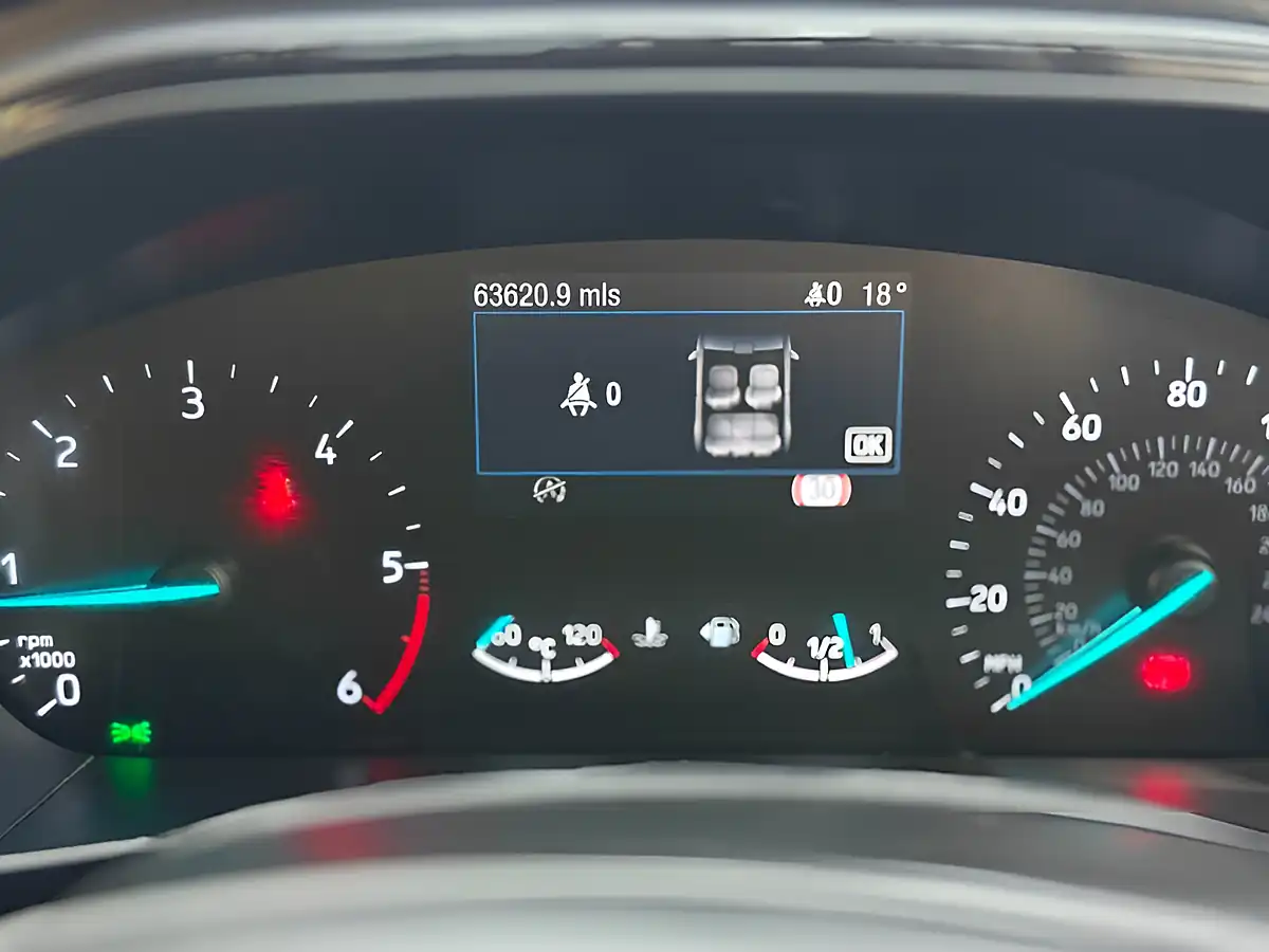 Used 2019 Ford Focus ST-Line Blue - Interior and Exterior details 19