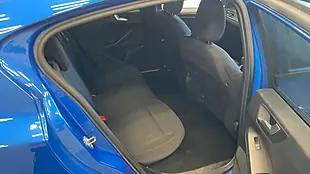 Used 2019 Ford Focus ST-Line Blue - Interior and Exterior details 7