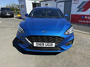 Used 2019 Ford Focus ST-Line Blue - Interior and Exterior details 6