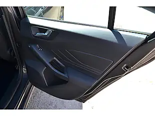 Used 2019 Ford Focus ST-Line Grey - Interior and Exterior details 18
