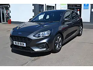 Used 2019 Ford Focus ST-Line Grey - Interior and Exterior details 7