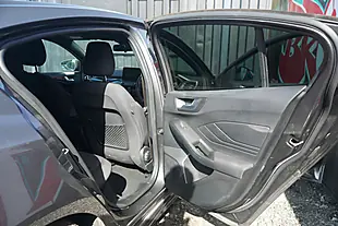 Used 2019 Ford Focus ST-Line Grey - Interior and Exterior details 15