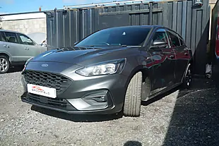 Used 2019 Ford Focus ST-Line Grey - Interior and Exterior details 8