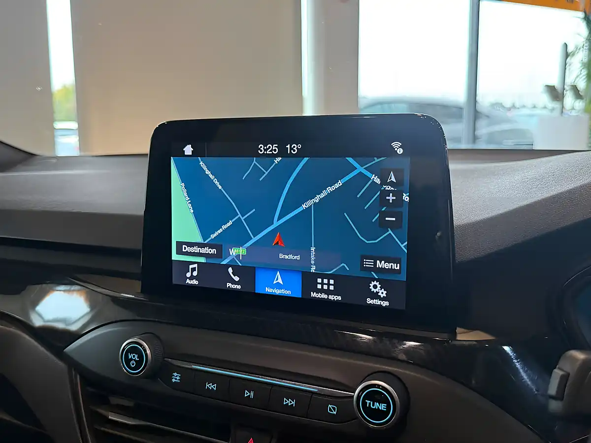 Used 2019 Ford Focus ST-Line Grey - Interior and Exterior details 16