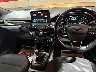 Used 2019 Ford Focus ST-Line Red - Interior and Exterior details 11