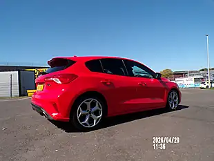 Used 2019 Ford Focus ST-Line Red - Interior and Exterior details 15