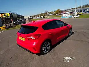 Used 2019 Ford Focus ST-Line Red - Interior and Exterior details 16