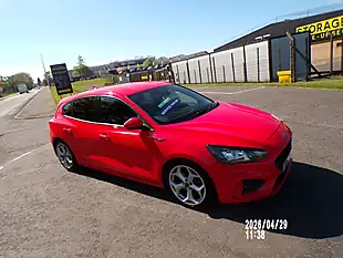 Used 2019 Ford Focus ST-Line Red - Interior and Exterior details 4