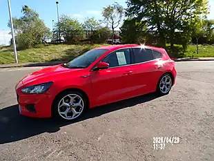 Used 2019 Ford Focus ST-Line Red - Interior and Exterior details 7