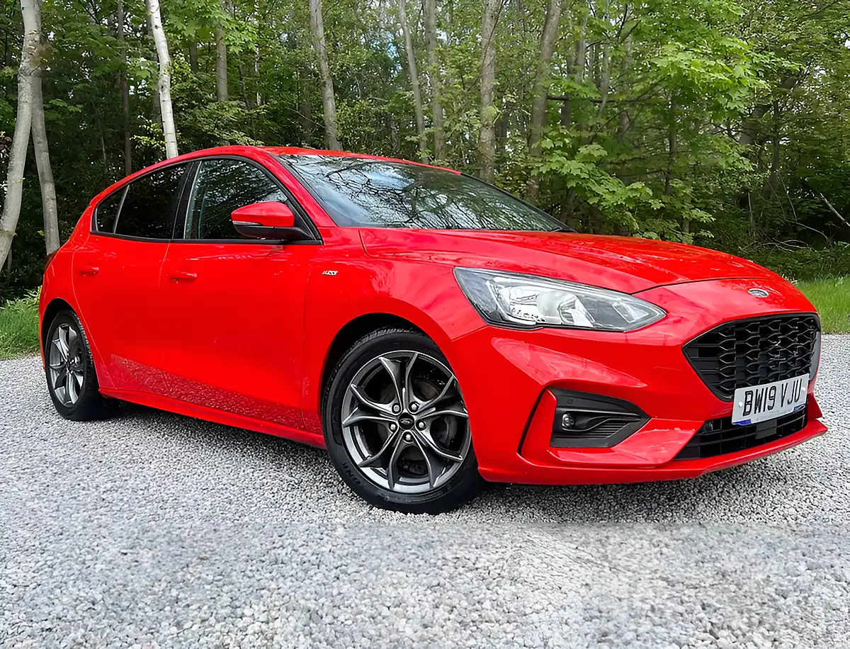 Used 2019 Ford Focus ST-Line Red - Front View