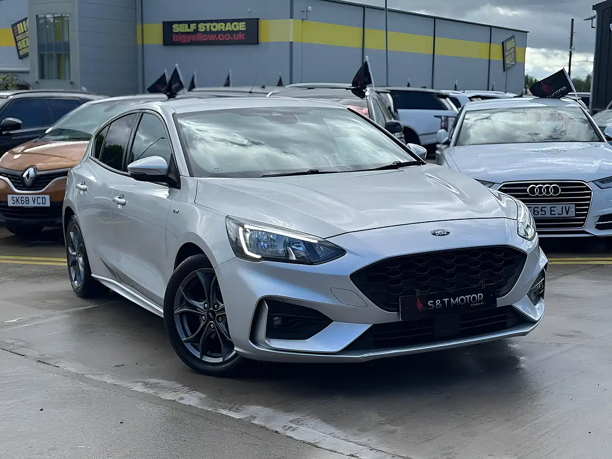 Used 2019 Ford Focus ST-Line Silver - Front View