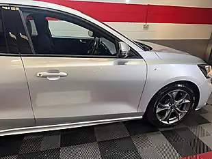 Used 2019 Ford Focus ST-Line Silver - Interior and Exterior details 10