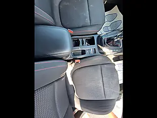 Used 2019 Ford Focus ST-Line Silver - Interior and Exterior details 14