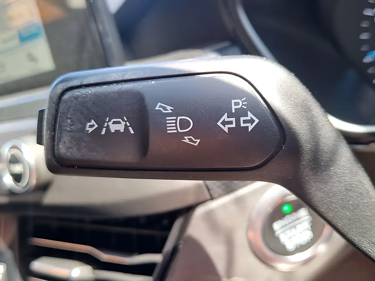 Used 2019 Ford Focus ST-Line Silver - Interior and Exterior details 18