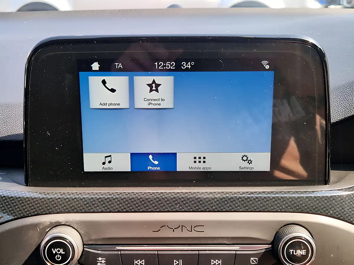 Used 2019 Ford Focus ST-Line Silver - Interior and Exterior details 19