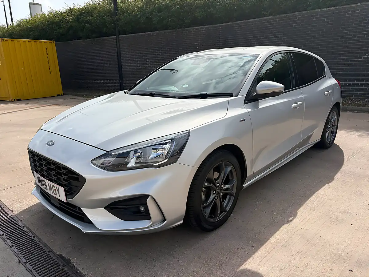 Used 2019 Ford Focus ST-Line Silver - Front View
