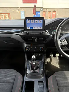 Used 2019 Ford Focus ST-Line Silver - Interior and Exterior details 12