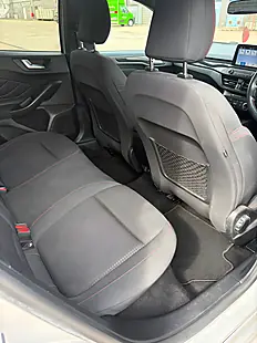 Used 2019 Ford Focus ST-Line Silver - Interior and Exterior details 8