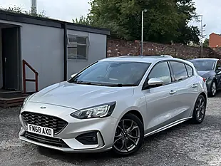 Used 2019 Ford Focus ST-Line Silver - Interior and Exterior details 3