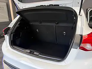 Used 2019 Ford Focus ST-Line White - Interior and Exterior details 20