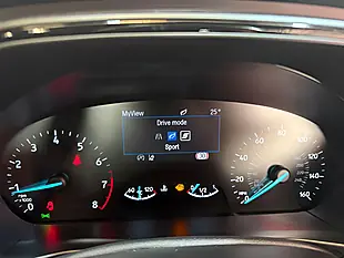 Used 2019 Ford Focus ST-Line White - Interior and Exterior details 17