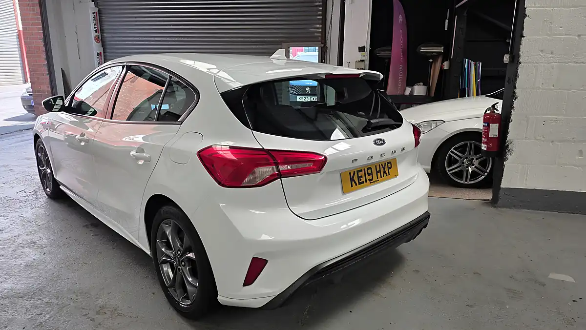 Used 2019 Ford Focus ST-Line White - Interior and Exterior details 4