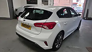 Used 2019 Ford Focus ST-Line White - Interior and Exterior details 6