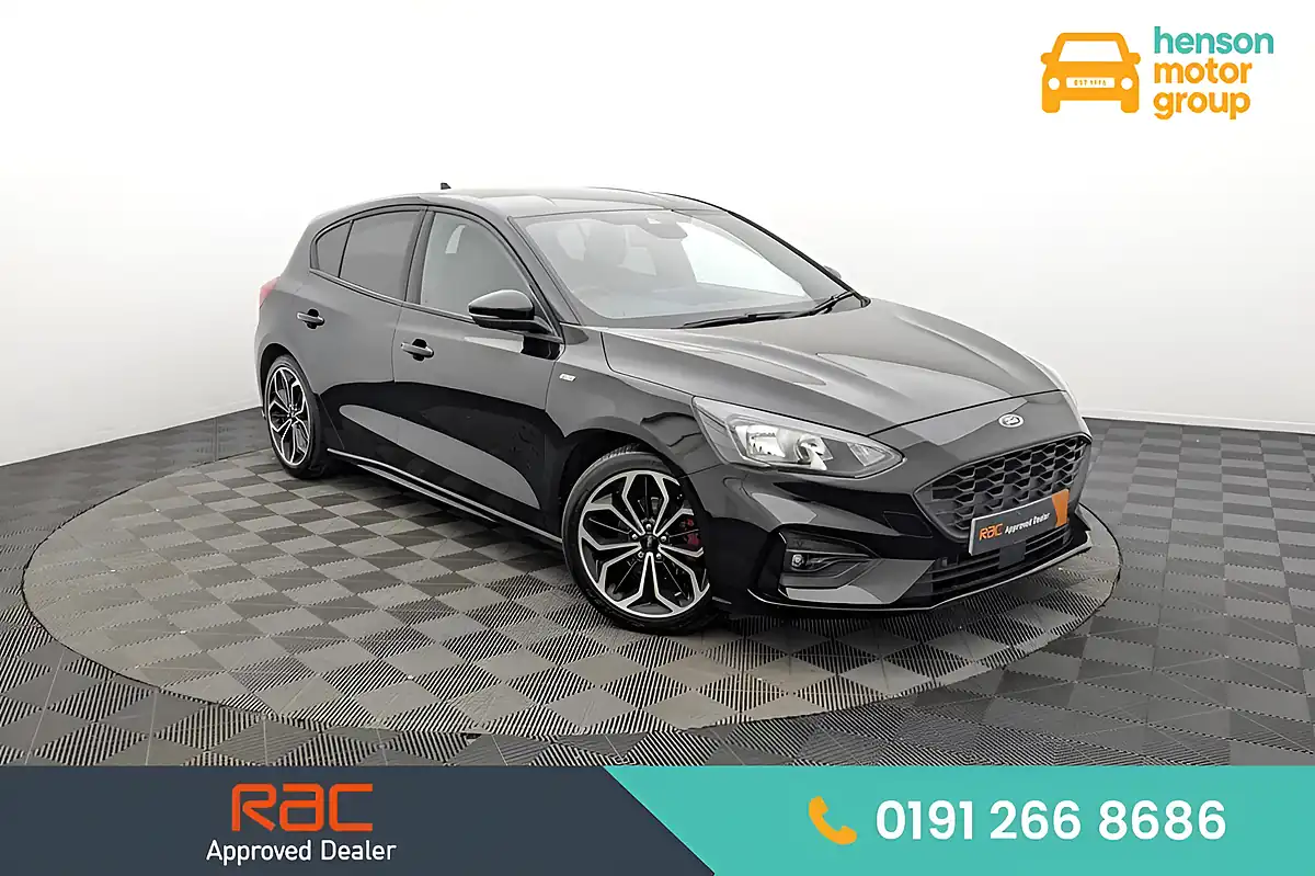 Used 2019 Ford Focus ST-Line X Black - Front View