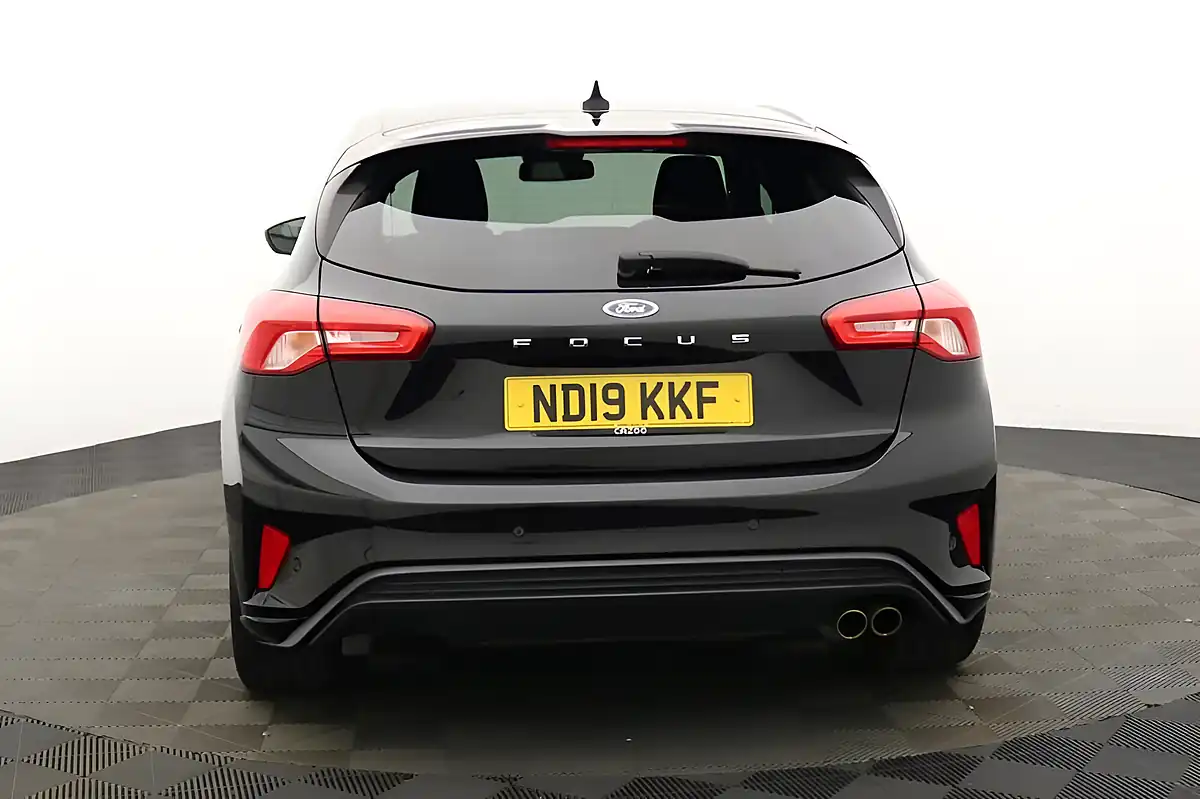 Used 2019 Ford Focus ST-Line X Black - Interior and Exterior details 4