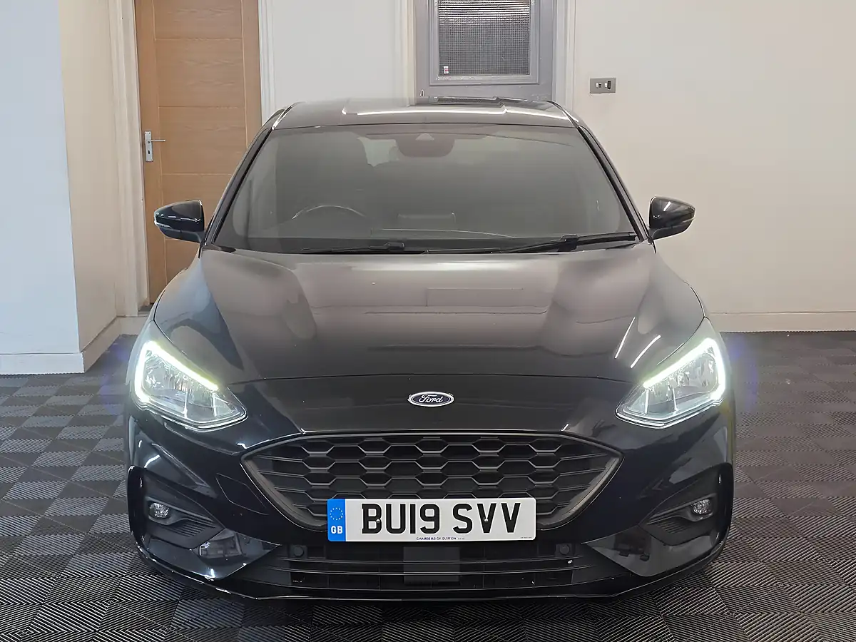 Used 2019 Ford Focus ST-Line X Black - Interior and Exterior details 2