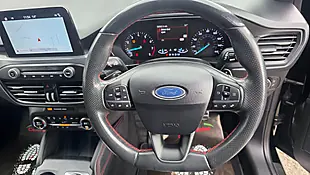 Used 2019 Ford Focus ST-Line X Black - Interior and Exterior details 13