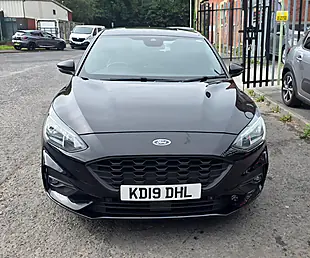 Used 2019 Ford Focus ST-Line X Black - Interior and Exterior details 3