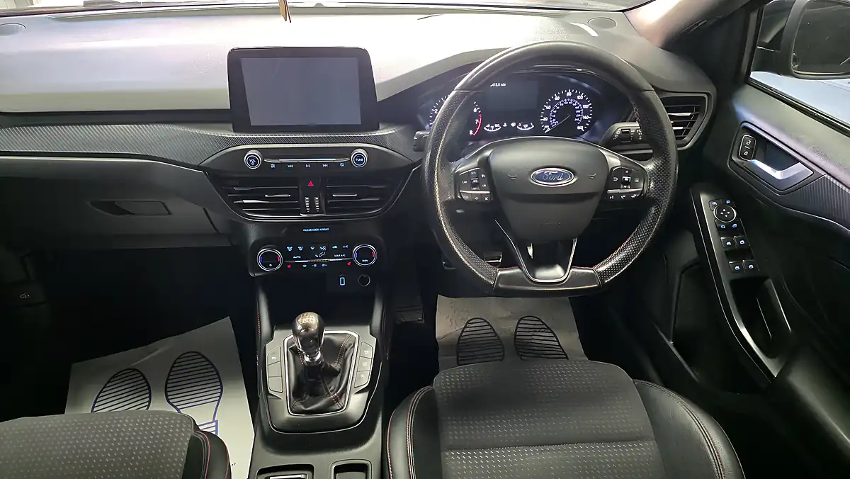 Used 2019 Ford Focus ST-Line X Black - Interior and Exterior details 13