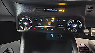 Used 2019 Ford Focus ST-Line X Black - Interior and Exterior details 15