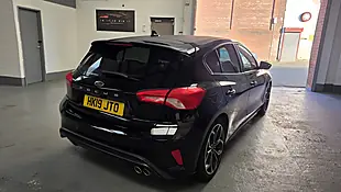 Used 2019 Ford Focus ST-Line X Black - Interior and Exterior details 7