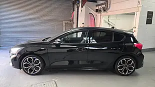 Used 2019 Ford Focus ST-Line X Black - Interior and Exterior details 8