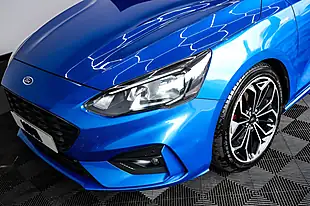 Used 2019 Ford Focus ST-Line X Blue - Interior and Exterior details 17