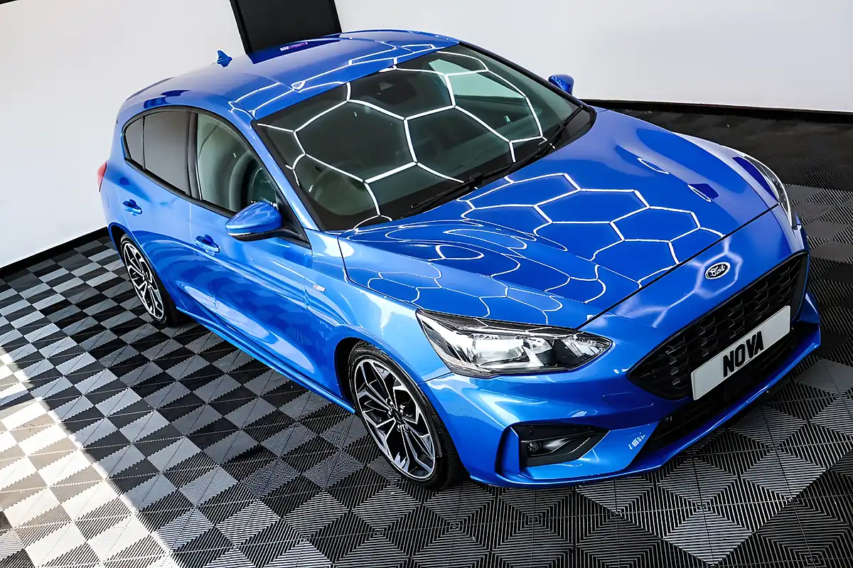 Used 2019 Ford Focus ST-Line X Blue - Interior and Exterior details 4