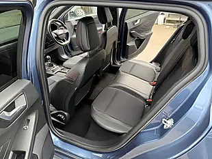 Used 2019 Ford Focus ST-Line X Blue - Interior and Exterior details 12