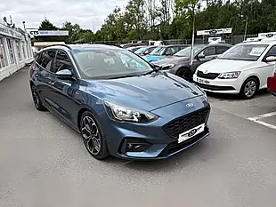 Used 2019 Ford Focus ST-Line X Blue - Interior and Exterior details 9