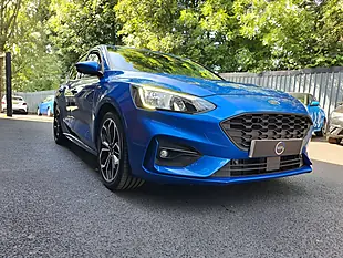 Used 2019 Ford Focus ST-Line X Blue - Interior and Exterior details 7