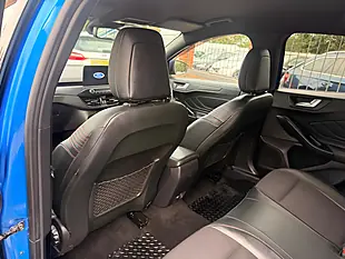 Used 2019 Ford Focus ST-Line X Blue - Interior and Exterior details 13