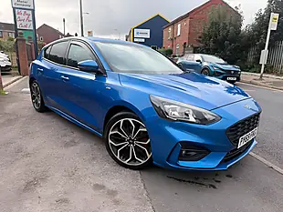 Used 2019 Ford Focus ST-Line X Blue - Interior and Exterior details 2
