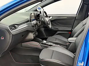 Used 2019 Ford Focus ST-Line X Chrome Blue - Interior and Exterior details 18