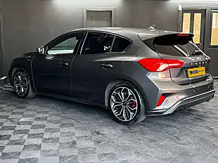 Used 2019 Ford Focus ST-Line X Grey - Interior and Exterior details 18