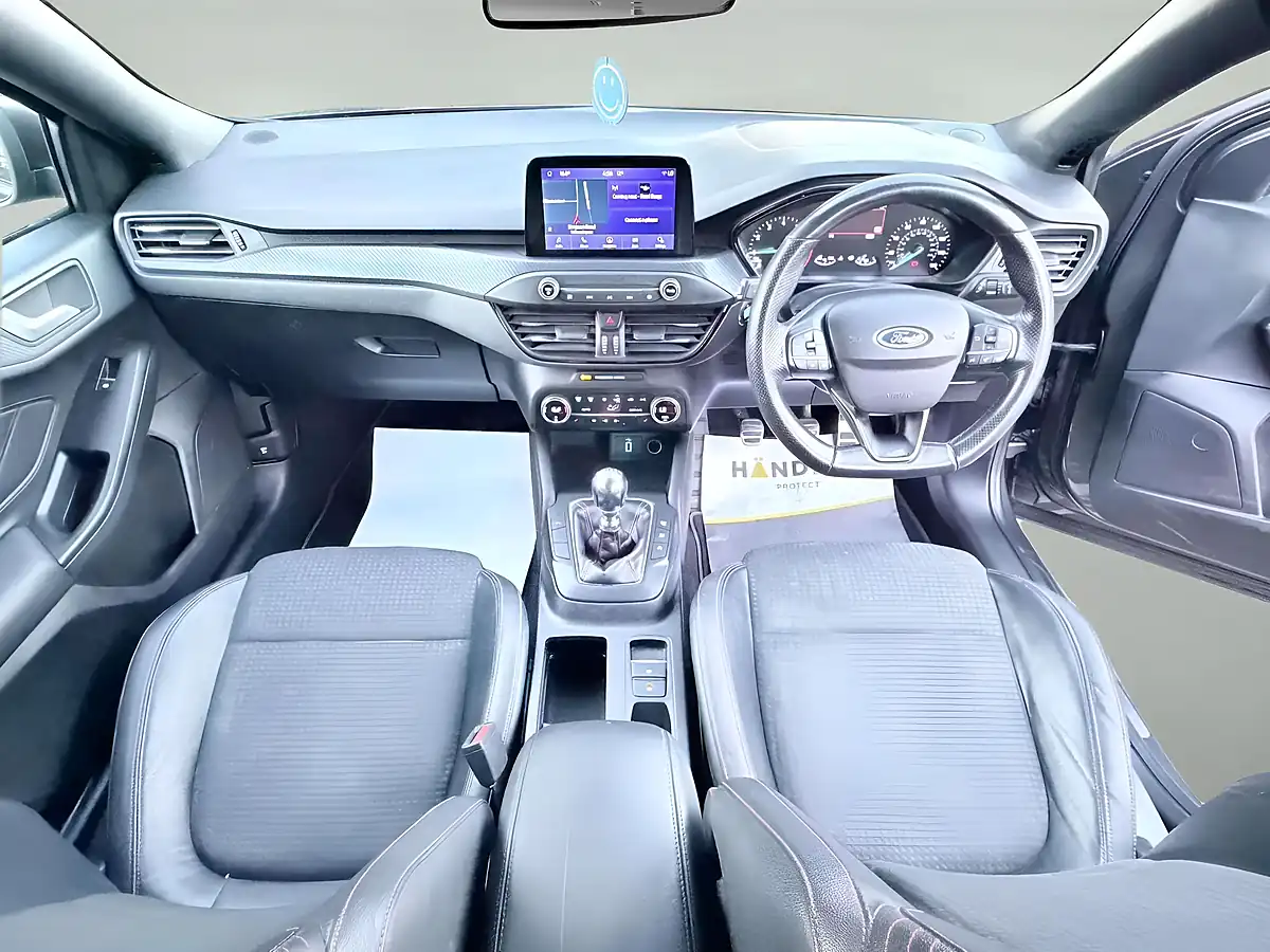 Used 2019 Ford Focus ST-Line X Grey - Interior and Exterior details 12