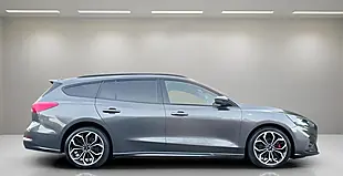 Used 2019 Ford Focus ST-Line X Grey - Interior and Exterior details 4