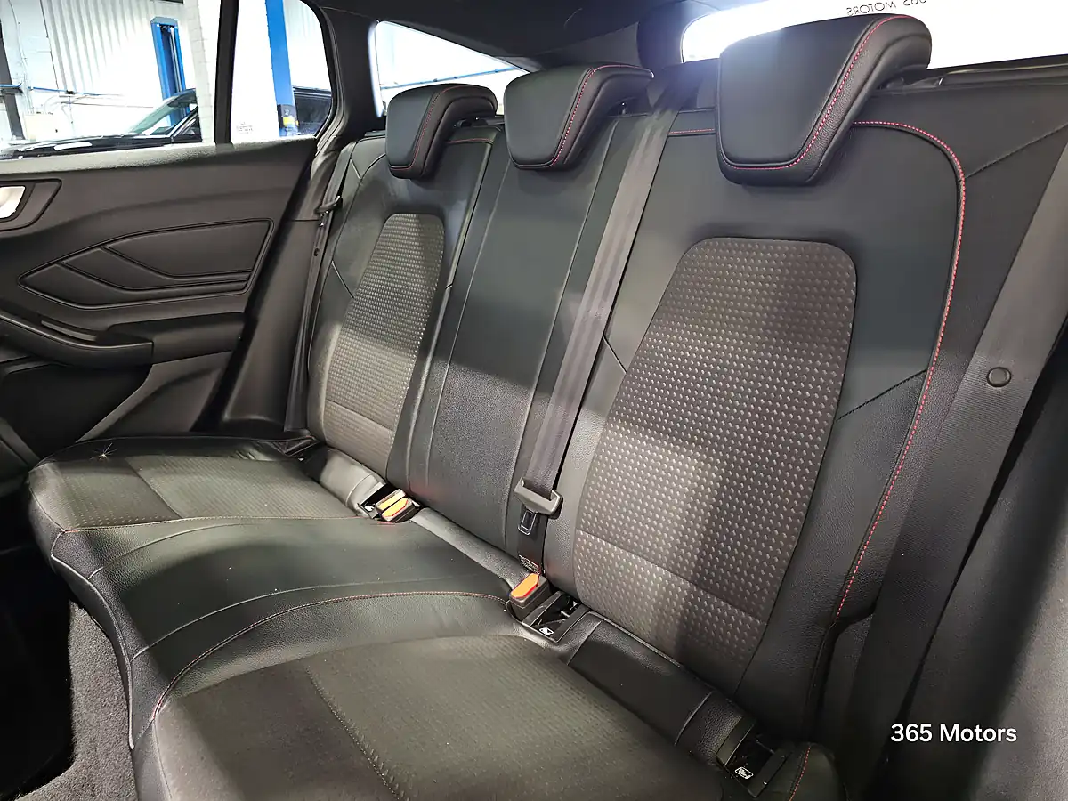 Used 2019 Ford Focus ST-Line X Magnetic - Interior and Exterior details 10
